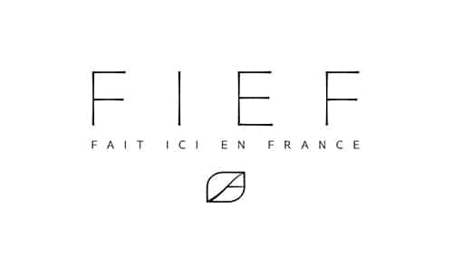 L'image montre le texte "FIEF" au-dessus de "FAIT ICI EN FRANCE" avec une icône de feuille géométrique simple en dessous, le tout sur un fond blanc.