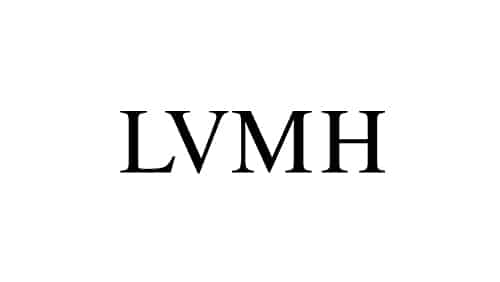 Texte noir "LVMH" dans une police à empattement centré sur un fond blanc.