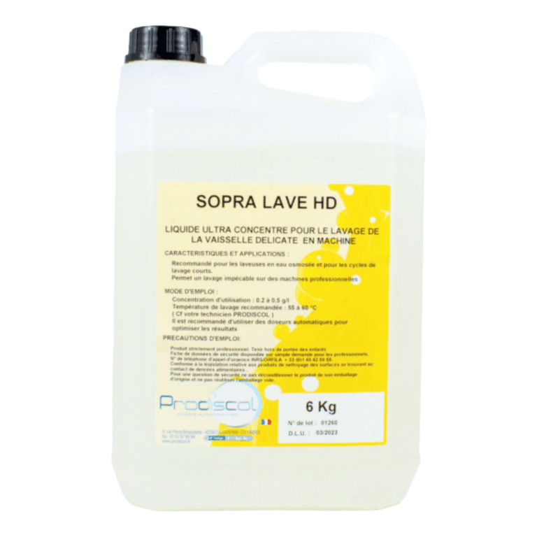Un conteneur de 6 kg de SOPRA LAVE HD, un détergent hautement concentré pour l'eau douce ou l'eau osmosée, assure une excellente rinçabilité de la verrerie, des tasses à café et de l'acier inoxydable. Il est muni d'un bouchon noir et d'une étiquette jaune avec instructions.