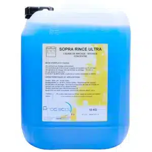 Un conteneur en plastique bleu de 10 kg étiqueté "SOPRA RINCE ULTRA : Liquide de rinçage et de séchage ULTRA concentré haut de gamme", avec des informations sur le produit et la sécurité sur le devant.