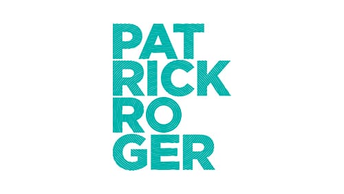Le texte sarcelle sur fond blanc écrit "PATRICK ROGER" en caractères gras et en majuscules dans une disposition en trois colonnes superposées.