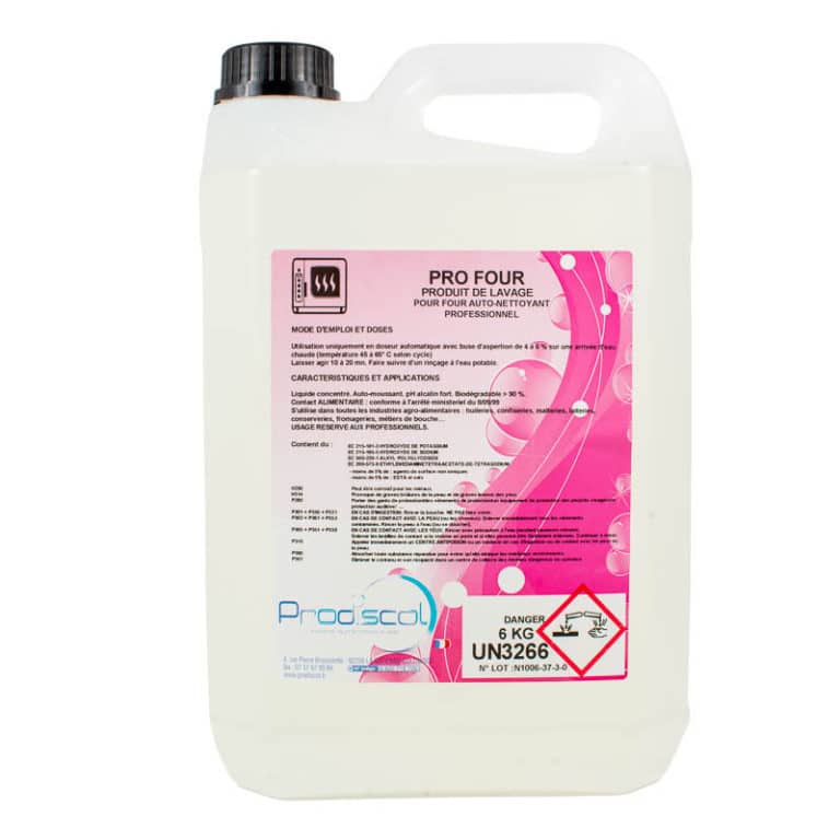 Un récipient de 5 litres de PRO FOUR, un détergent spécialisé pour le nettoyage automatique des fours, avec une étiquette rose et blanche, un bouchon noir et des symboles de danger.
