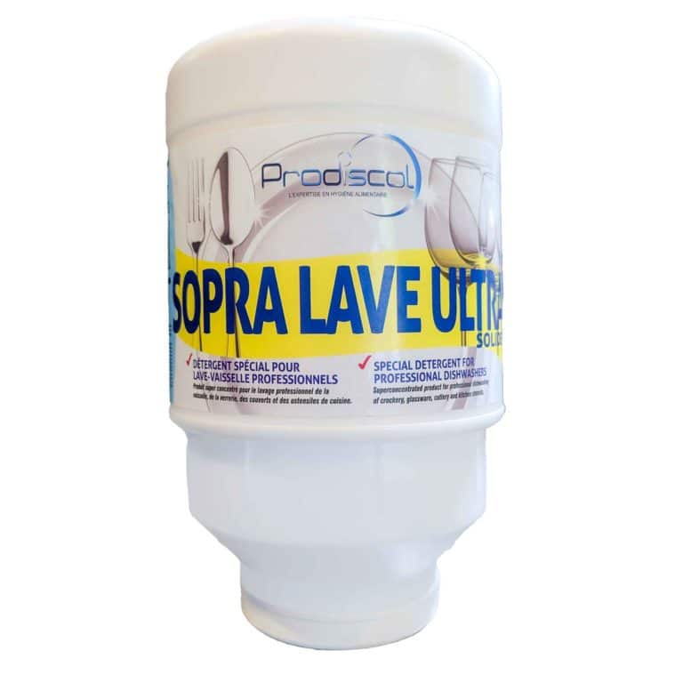 Un contenant blanc de SOPRA LAVE ULTRA SOLIDE, un détergent solide ultra-concentré pour le lavage automatique de la vaisselle, de la verrerie et de l'acier inoxydable, avec des textes en français et en anglais sur l'étiquette.